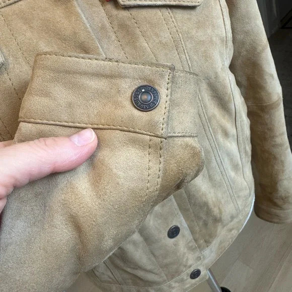 Rare Levi’s Women’s Goat Suede Sherpa Trucker Jacket – Tan – Size S - Picture 4 of 12